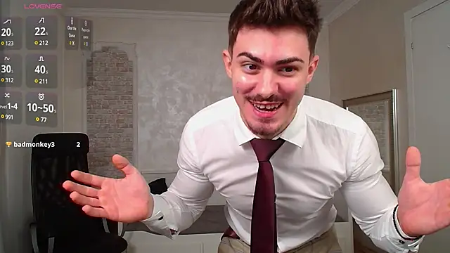 Snapshot of WilsonJules chatting on February 1, 7:23 pm WilsonJules online show from February 1, 7:23 pm