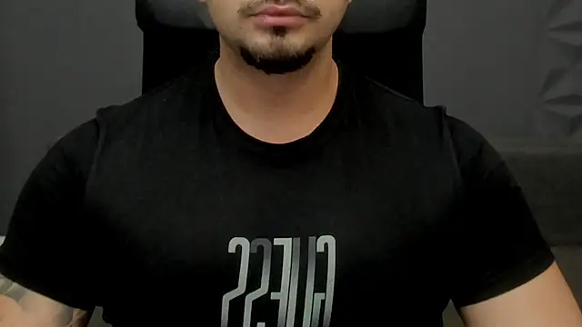 TonyWilcox online show from November 24, 5:18 am