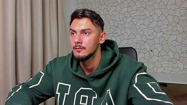 Snapshot of ClintMasters chatting on November 13, 4:38 am ClintMasters online show from November 13, 4:38 am