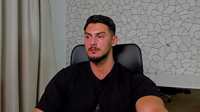 Snapshot of ClintMasters chatting on November 17, 5:55 am ClintMasters online show from November 17, 5:55 am