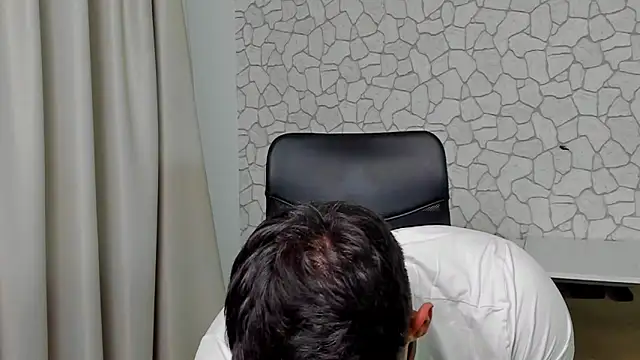 Snapshot of ClintMasters chatting on November 16, 5:12 am ClintMasters online show from November 16, 5:12 am