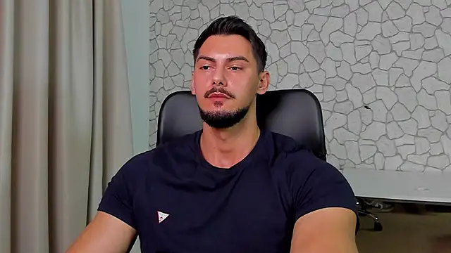 Snapshot of ClintMasters chatting on November 23, 6:56 am ClintMasters online show from November 23, 6:56 am