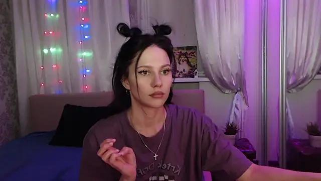 Zlata888 online show from November 3, 8:45 pm