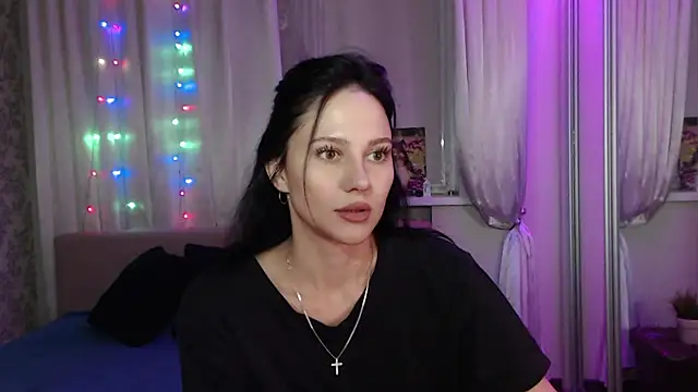 Snapshot of Zlata888 chatting on September 18, 9:40 pm Zlata888 online show from September 18, 9:40 pm