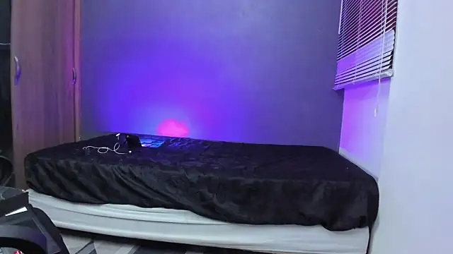 Funny room online show from April 2, 11:22 pm