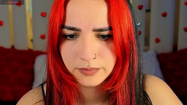 Daphne Moss online show from February 25, 1:55 pm