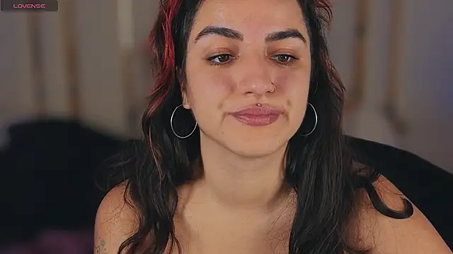 Daphne Moss online show from November 23, 1:54 pm