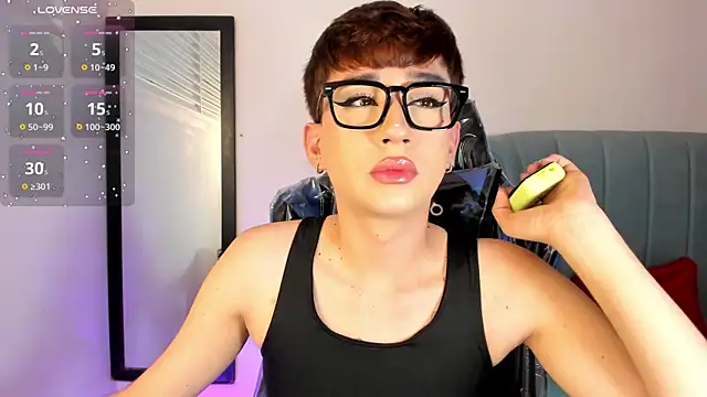 Chris boy  online show from February 22, 9:44 am