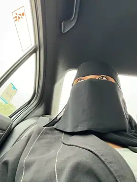 Submissive Arab online show from May 10, 1:57 pm