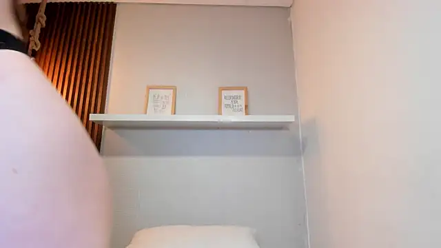 LANA-JONNES online show from March 11, 12:15 am