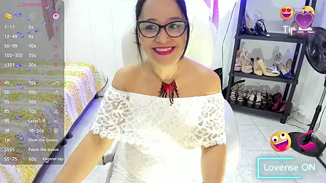 Chanel Doll  online show from October 30, 10:02 am