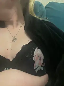 jayjencam online show from March 7, 11:16 pm