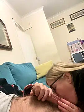 jayjencam online show from October 25, 8:31 pm