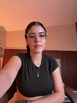  Niah  online show from February 19, 8:50 pm