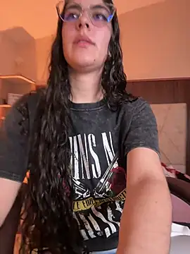  Niah  online show from February 11, 9:14 pm