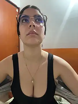  Niah  online show from February 24, 7:26 pm