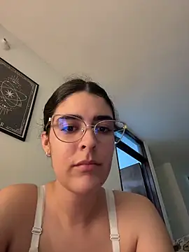  Niah  online show from April 4, 2:07 am