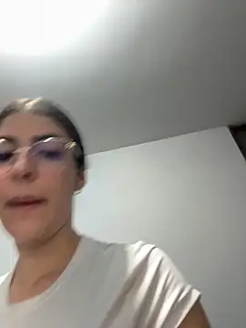  Niah  online show from November 15, 1:09 am