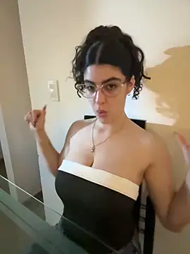  Niah  online show from December 19, 11:18 pm