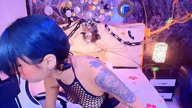 tamara colliins  online show from October 28, 10:47 am