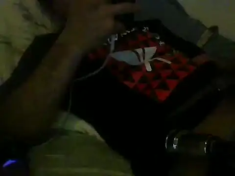 XjjripppX online show from October 3, 1:45 pm