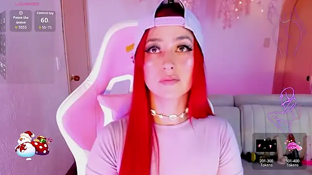 Mia-Bloom online show from November 11, 3:01 am