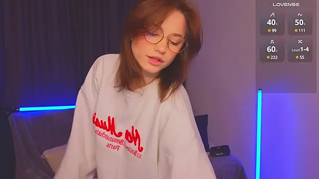 Snapshot of Eva_Doo chatting on January 27, 2:20 am Eva Doo online show from January 27, 2:20 am