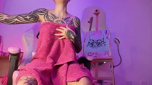 goddess vee  online show from May 11, 2:45 pm