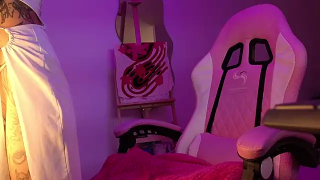 goddess vee  online show from February 4, 8:59 pm