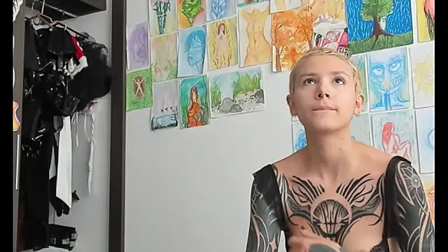 Snapshot of goddess_vee_ chatting on September 25, 7:09 pm goddess vee  online show from September 25, 7:09 pm