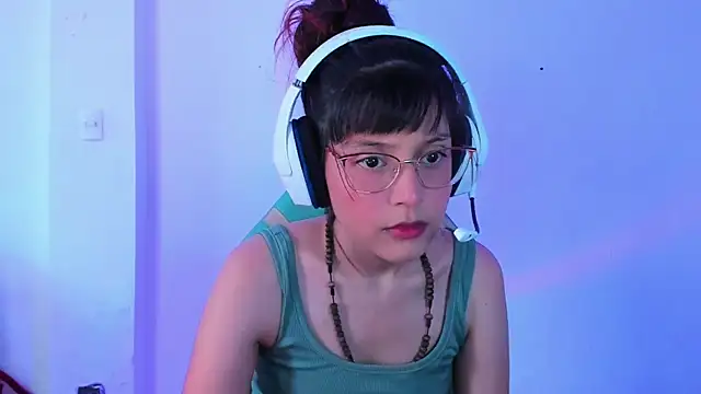 Snapshot of Little_Lisy chatting on September 28, 5:42 pm Little Lisy online show from September 28, 5:42 pm