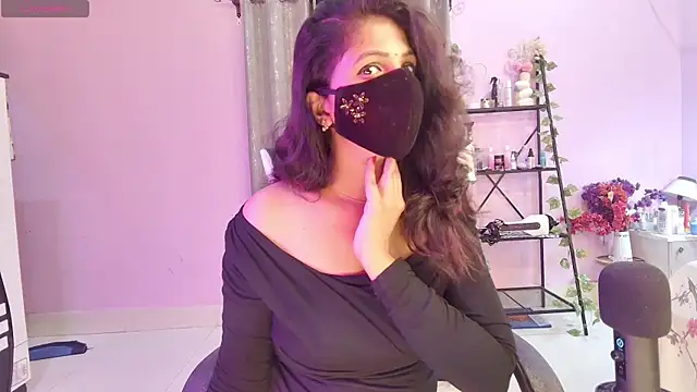 Snapshot of Naughty_nightz chatting on November 9, 1:53 am Naughty nightz online show from November 9, 1:53 am