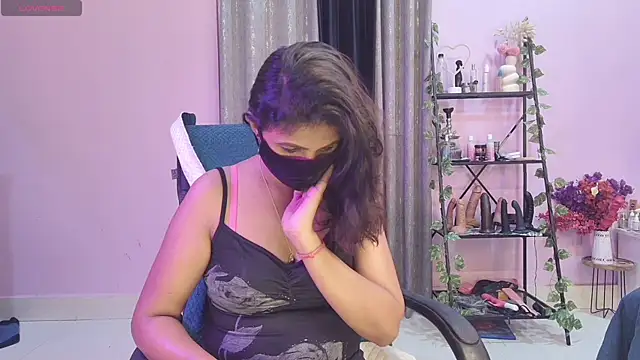 Snapshot of Naughty_nightz chatting on October 23, 3:43 pm Naughty nightz online show from October 23, 3:43 pm