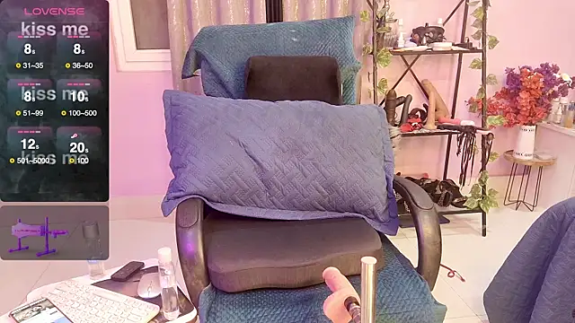 Snapshot of Naughty_nightz chatting on September 23, 5:53 pm Naughty nightz online show from September 23, 5:53 pm