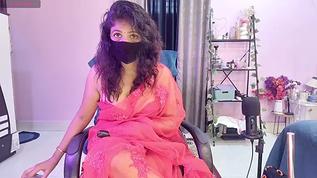 Snapshot of Naughty_nightz chatting on October 5, 7:32 am Naughty nightz online show from October 5, 7:32 am