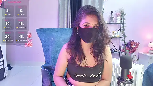 Naughty nightz online show from December 16, 7:40 pm