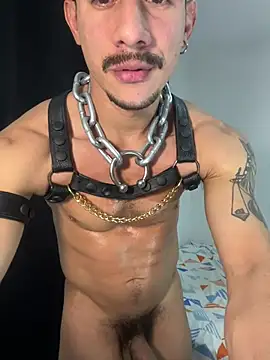 Snapshot of lazzon_bastion chatting on July 8, 1:19 am lazzon bastion online show from July 8, 1:19 am