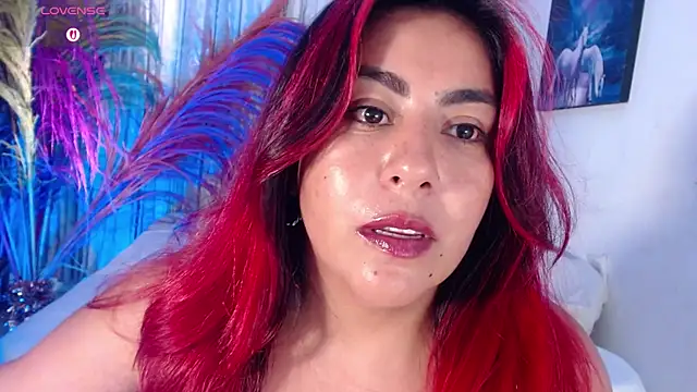 gatuwildhott online show from April 16, 7:03 pm