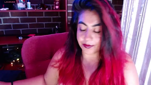 gatuwildhott online show from July 28, 7:39 pm