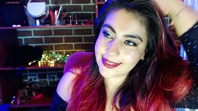 gatuwildhott online show from July 9, 5:45 pm