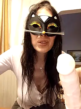 Snapshot of eva750 chatting on March 8, 5:22 pm eva750 online show from March 8, 5:22 pm