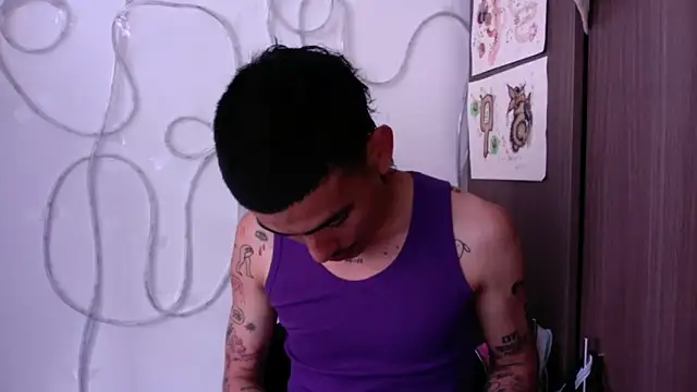 sorry-mom69 online show from December 18, 5:28 pm