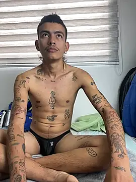 sorry-mom69 online show from April 4, 2:45 pm