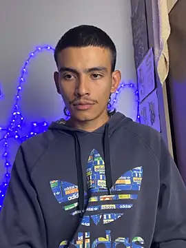 sorry-mom69 online show from December 22, 12:00 am