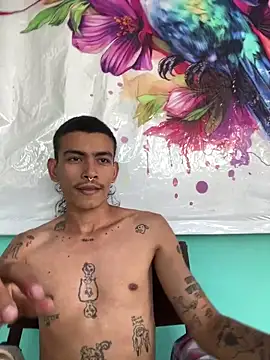 Snapshot of sorry-mom69 chatting on February 24, 5:14 pm sorry-mom69 online show from February 24, 5:14 pm