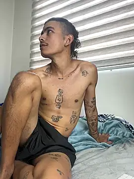 sorry-mom69 online show from April 8, 3:57 pm