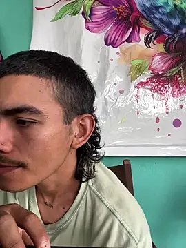 Snapshot of sorry-mom69 chatting on February 21, 3:47 pm sorry-mom69 online show from February 21, 3:47 pm