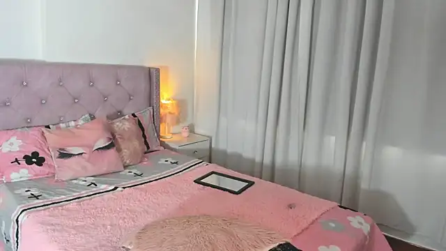 destinysweet21 online show from February 25, 3:12 pm