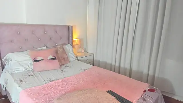 destinysweet21 online show from April 11, 11:25 am