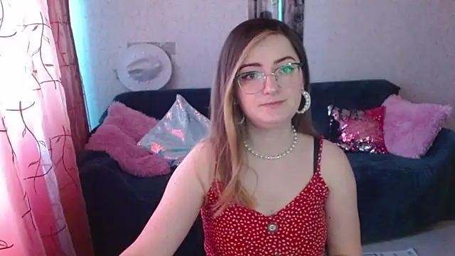 Arielsssplash online show from June 2, 5:40 am